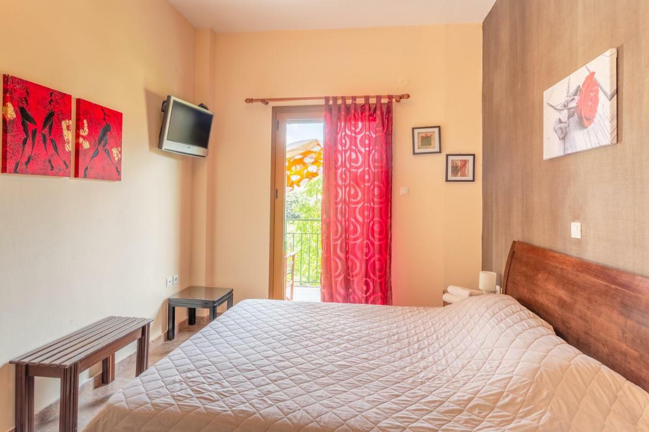 Cosy Apartment In Stoupa Luaran gambar